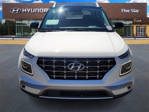 2025 Hyundai VENUE Limited