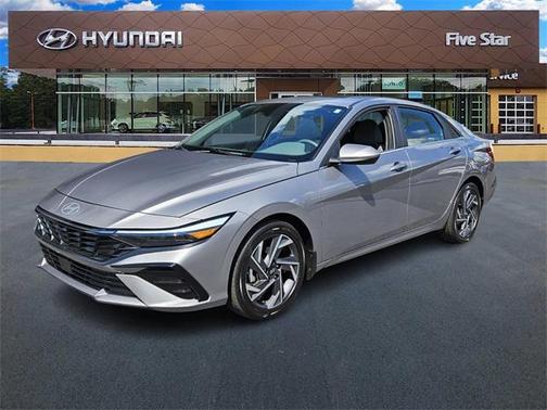 2025 Hyundai ELANTRA SEL Convenience