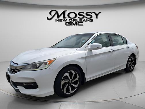 White 2017 Honda Accord EX-L