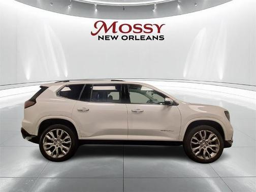 2025 GMC Acadia Denali