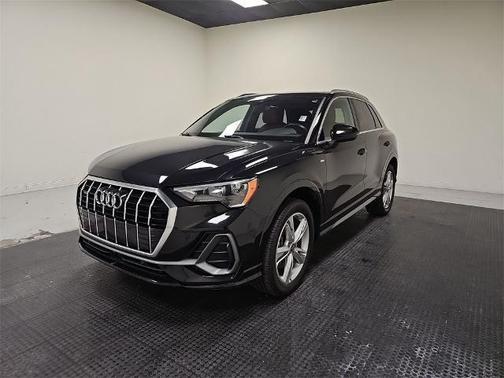 2020 Audi Q3 45 S line Premium
