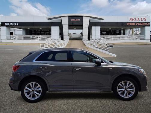 2024 Audi Q3 Premium 45 TFSI S line quattro Tiptronic