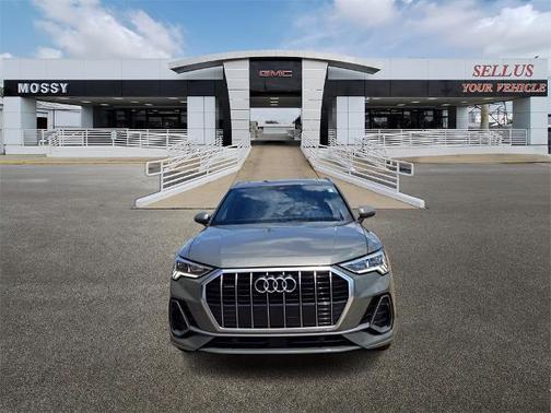 2024 Audi Q3 Premium 45 TFSI S line quattro Tiptronic