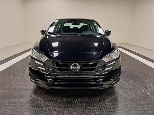 2023 Nissan Versa 1.6 SV