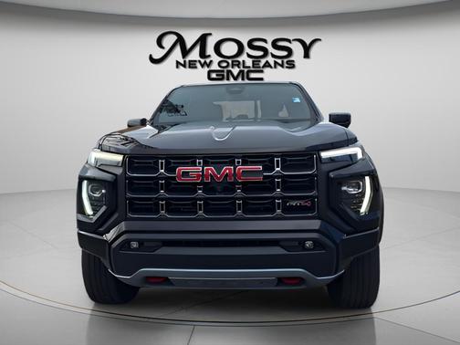 Onyx Black 2024 GMC Canyon AT4