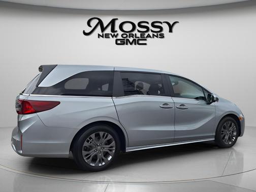 Silver 2025 Honda Odyssey Touring