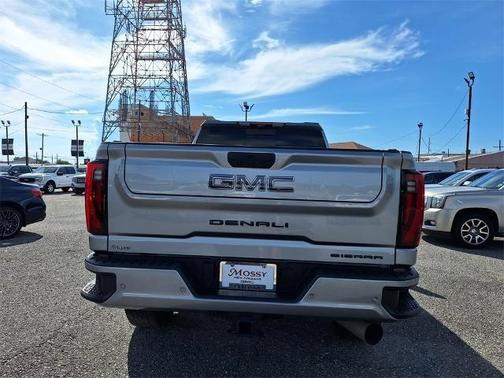 2024 GMC Sierra 2500 Denali Ultimate