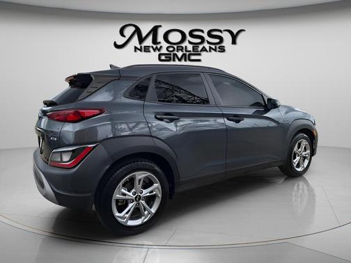 Grey 2022 Hyundai KONA SEL