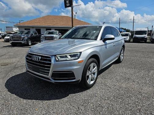 2018 Audi Q5 2.0T Premium Plus