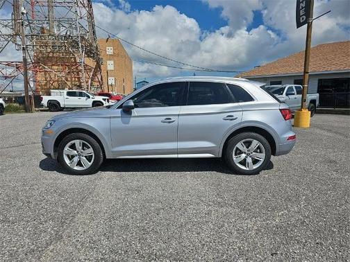 2018 Audi Q5 2.0T Premium Plus