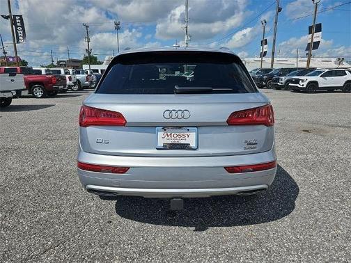 2018 Audi Q5 2.0T Premium Plus