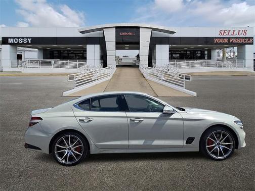 2025 Genesis G70 2.5T RWD