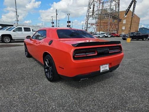 2020 Dodge Challenger SXT