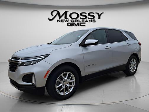 Silver Ice Metallic 2022 Chevrolet Equinox 1LT