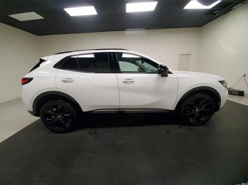 2022 Buick Envision FWD Essence