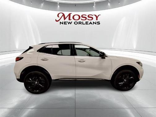 2022 Buick Envision FWD Essence