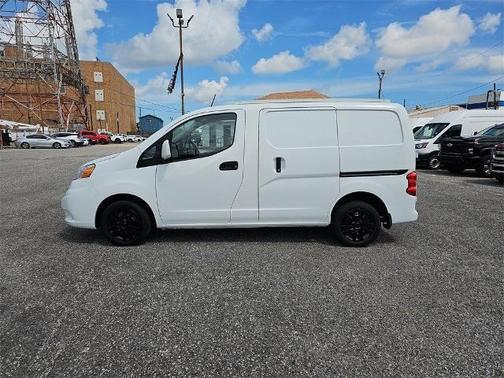 2020 Nissan NV200 SV