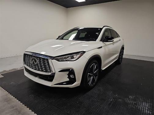 2023 INFINITI QX55 LUXE