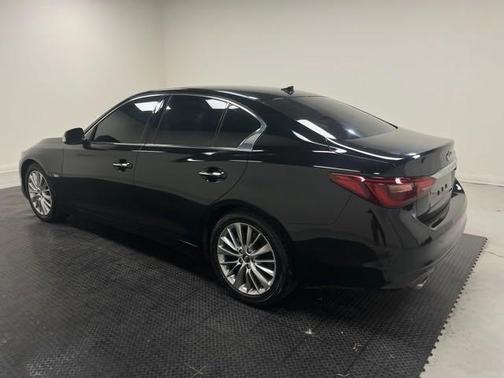 Photo 2 of 28 of 2019 INFINITI Q50 3.0t LUXE