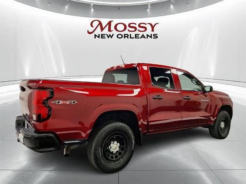 2023 Chevrolet Colorado WT