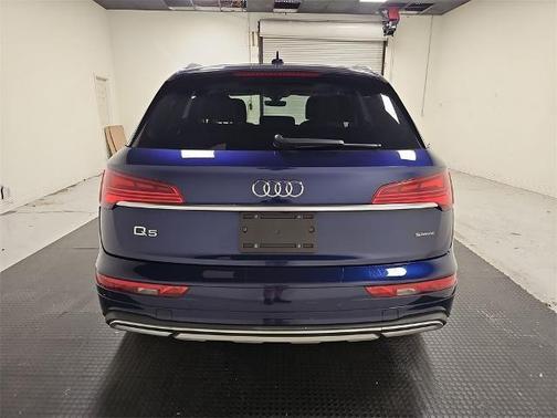 2021 Audi Q5 45 Premium Plus