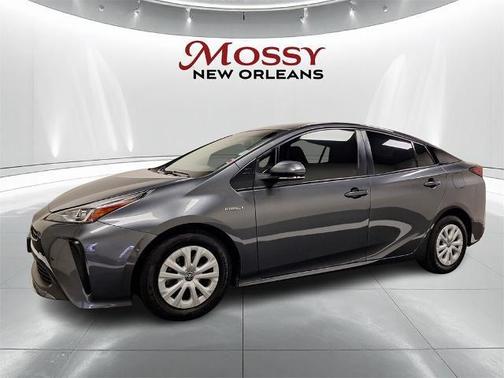 2022 Toyota Prius LE