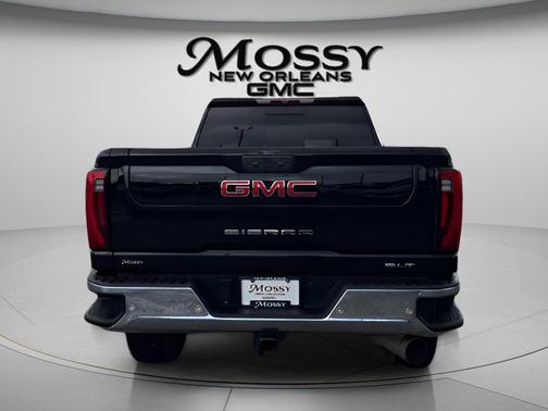 Onyx Black 2024 GMC Sierra 2500 SLT
