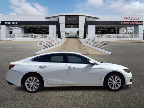 2022 Chevrolet Malibu FWD LT