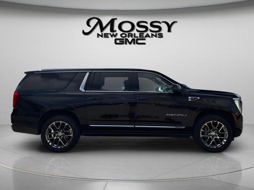 Onyx Black 2025 GMC Yukon XL Denali