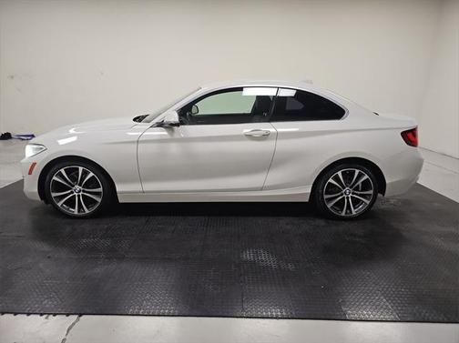 2017 BMW 230 230i