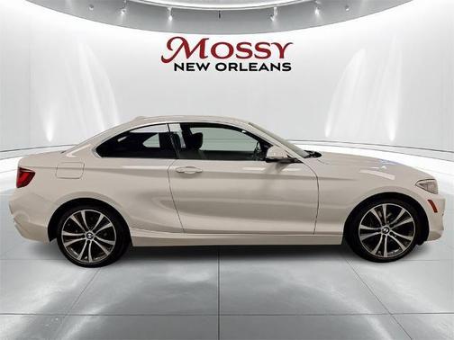 2017 BMW 230 230i