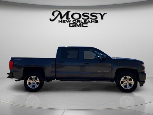 Graphite Metallic 2017 Chevrolet Silverado 1500 2LT