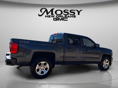 Graphite Metallic 2017 Chevrolet Silverado 1500 2LT