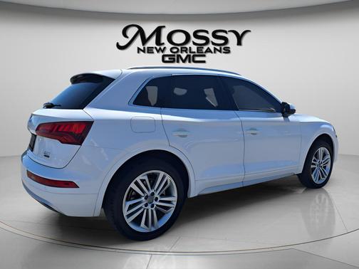 2018 Audi Q5 2.0T Prestige