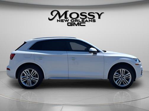 2018 Audi Q5 2.0T Prestige