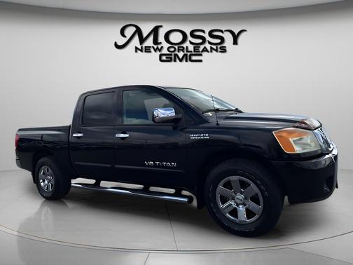 2012 Nissan Titan SV
