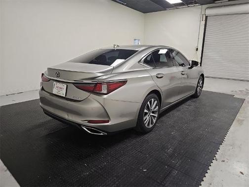 2020 Lexus ES 350 Base