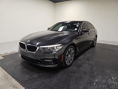 2017 BMW 530 530i