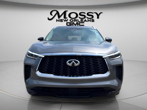 Gray 2024 INFINITI QX60 Luxe