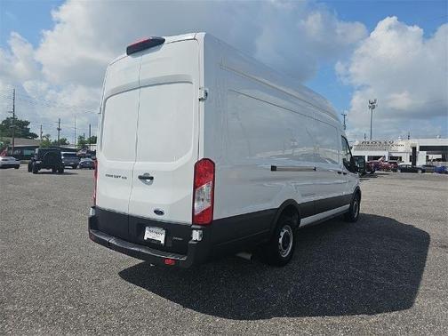 2023 Ford Transit-250 Base