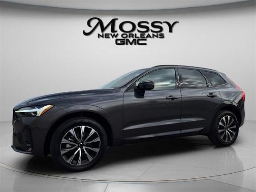 2025 Volvo XC60 B5 Plus