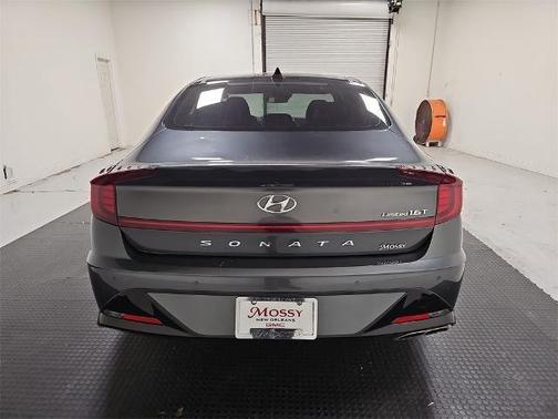 2022 Hyundai SONATA Limited