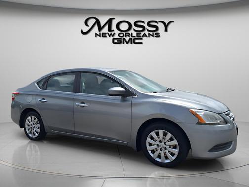 Gray 2013 Nissan Sentra SV