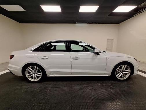 2024 Audi A4 45 S line Premium Plus