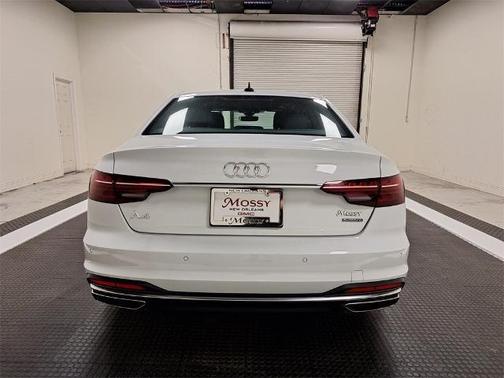 2024 Audi A4 45 S line Premium Plus