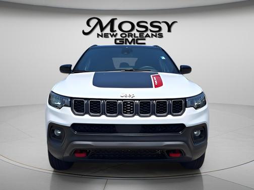 White 2025 Jeep Compass Trailhawk