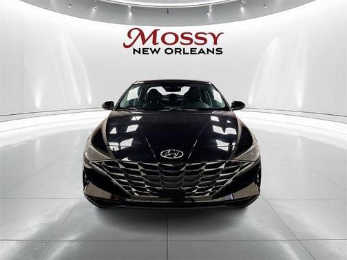 2022 Hyundai ELANTRA Limited