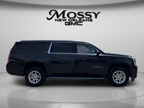 Onyx Black 2018 GMC Yukon XL SLT