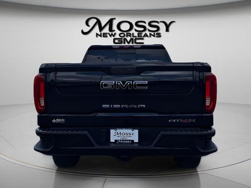 Onyx Black 2023 GMC Sierra 1500 AT4X