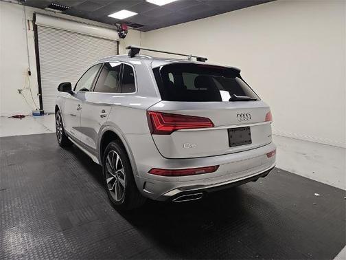 2024 Audi Q5 45 S line Premium Plus